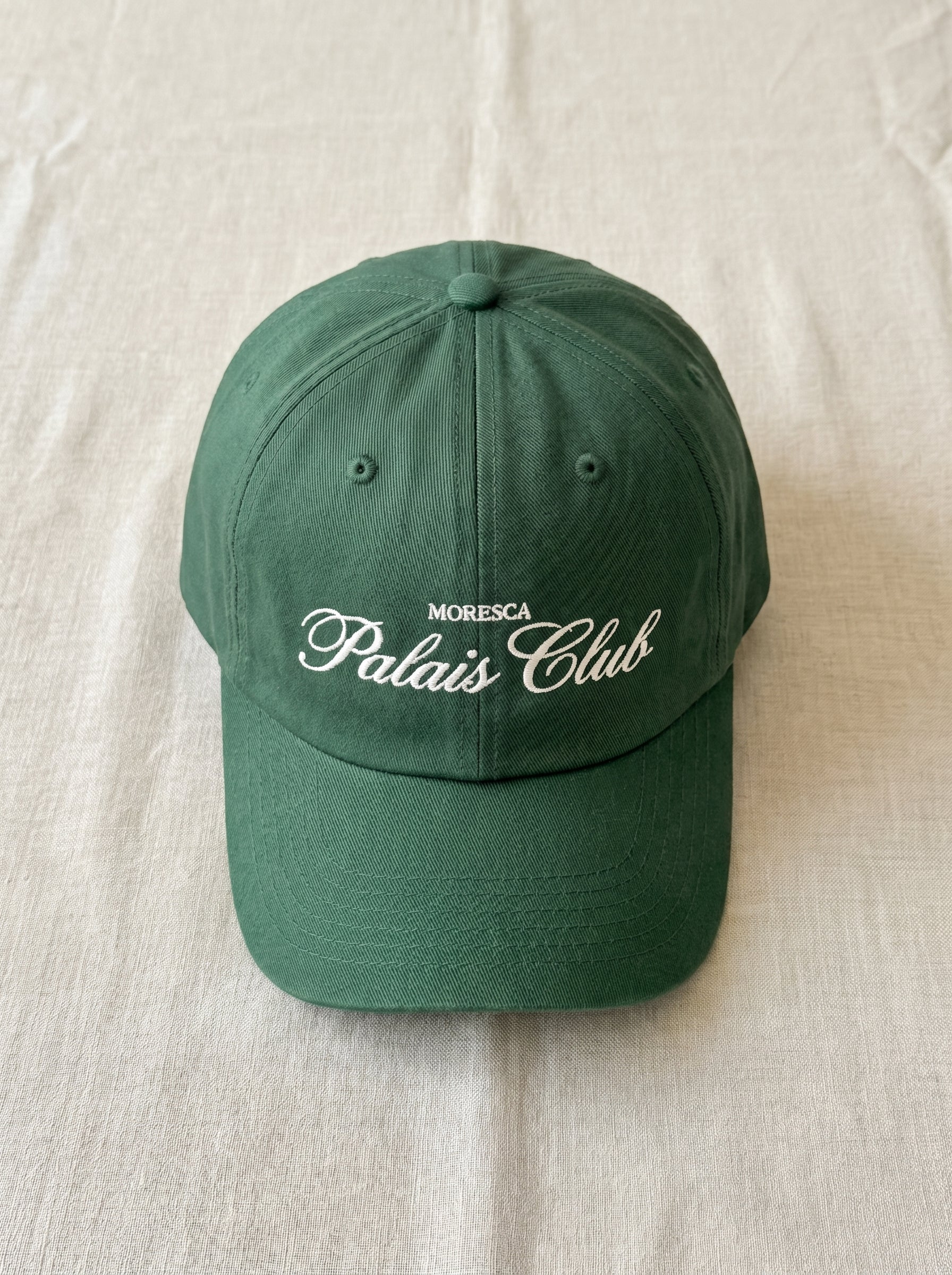 Chapeau essentiel du club Palais